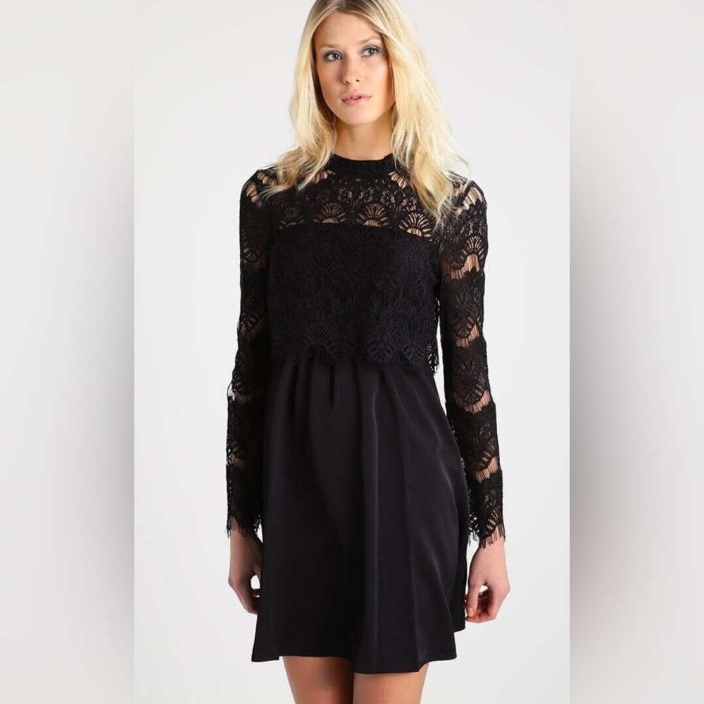 2/$15 BCBGeneration Elegant Black Lace Dress. Size S. EUC. Perfect LBD - Picture 2 of 7